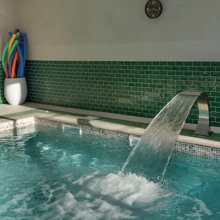 Aparthotel Domitys - L'alliacee 4*
