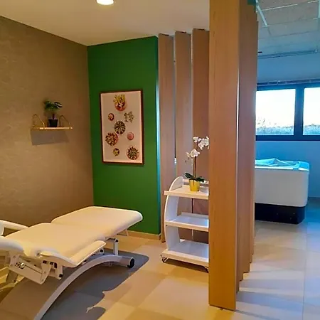 Domitys - L'alliacee Hotel apartamentowy 4*